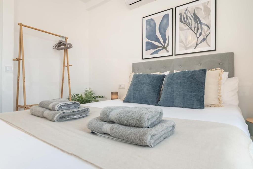 Sunlit & Fresh Apartment - Center By Rems Malaga Zewnętrze zdjęcie