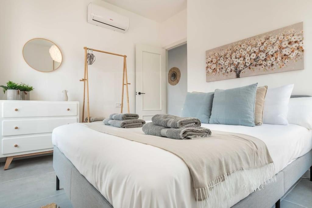 Sunlit & Fresh Apartment - Center By Rems Malaga Zewnętrze zdjęcie